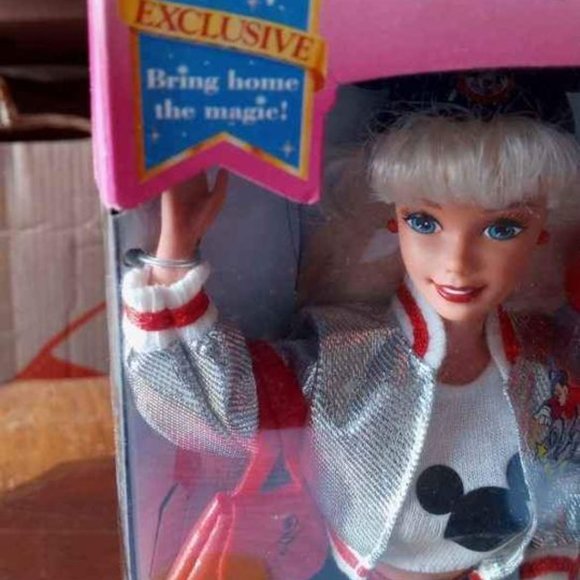 SPECIAL EDITION 25TH ANNIVERSARY WALT DISNEY WORLD BARBIE UNOPENED 1996 - Picture 5 of 5